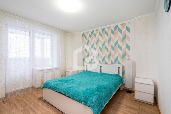 
   Продам 2-комнатную, 61 м², Ивана Черных ул, 125

. Фото 2.