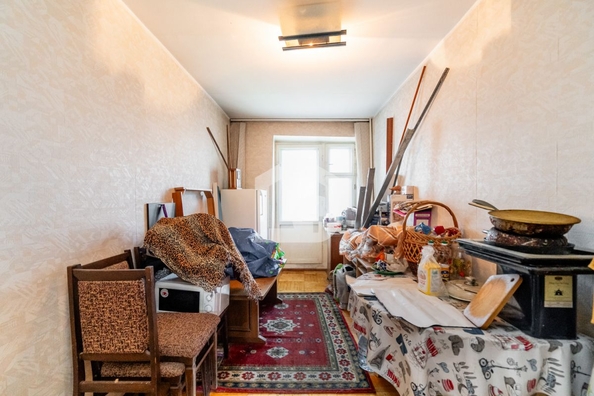 
   Продам 4-комнатную, 76.3 м², Лебедева ул, 76/1

. Фото 2.