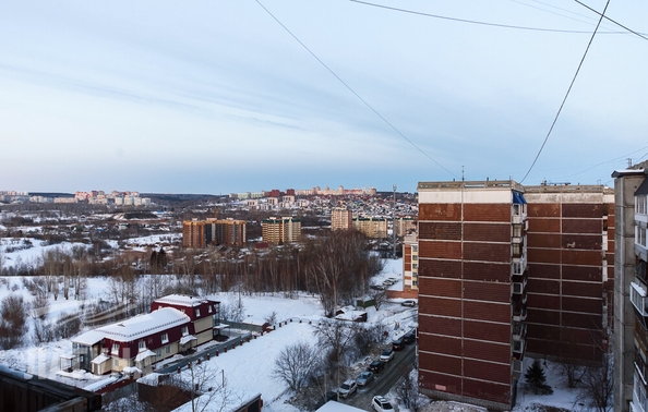 
   Продам 3-комнатную, 67.6 м², Сибирская ул, 110

. Фото 3.