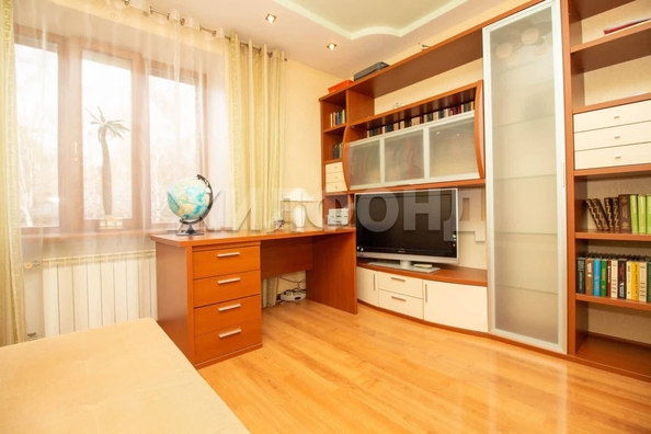 
   Продам 3-комнатную, 106.6 м², Тверская ул, 81

. Фото 4.
