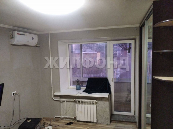 
   Продам 1-комнатную, 21.9 м², Сергея Лазо ул, 10

. Фото 2.