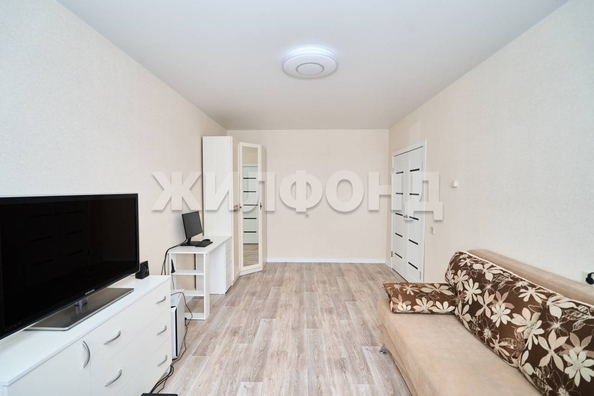 
   Продам 1-комнатную, 35.6 м², Заречная 4-я ул, 46

. Фото 12.