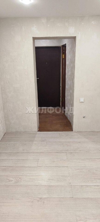 
   Продам 1-комнатную, 17 м², Светлый пер, 40а

. Фото 5.