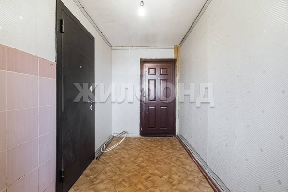 
   Продам секционку, 12.9 м², Светлый пер, 40а

. Фото 5.