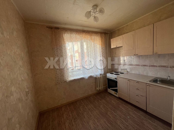 
   Продам 1-комнатную, 35.2 м², Суворова ул, 17

. Фото 1.