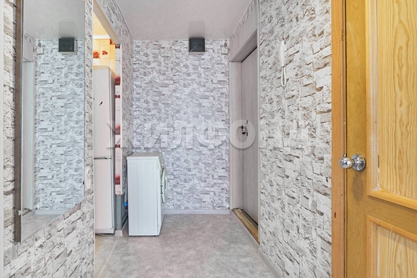 
   Продам 2-комнатную, 20.8 м², Беринга ул, 3/1

. Фото 10.