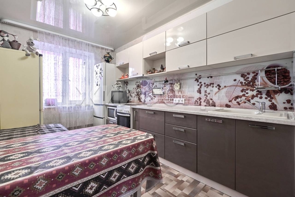 
   Продам 2-комнатную, 55.9 м², Энтузиастов ул, 37

. Фото 2.