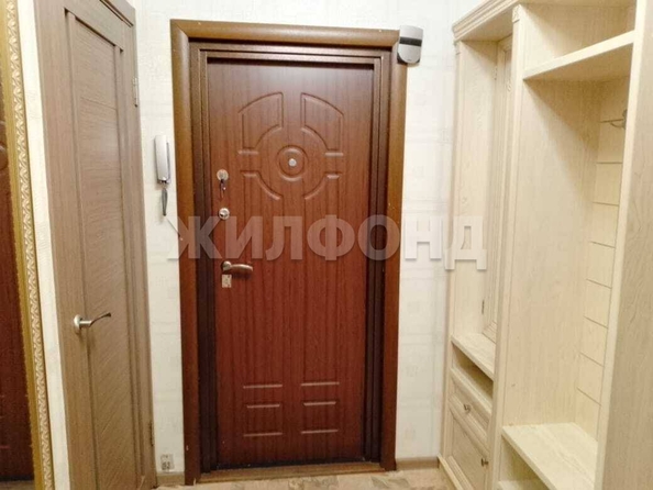 
   Продам 4-комнатную, 70.4 м², Сибирская ул, 102/3

. Фото 3.