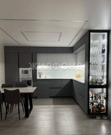 
  Продается 4-комн. квартира, 111 м², Спортивный пер, д. 7
. Фото 6.