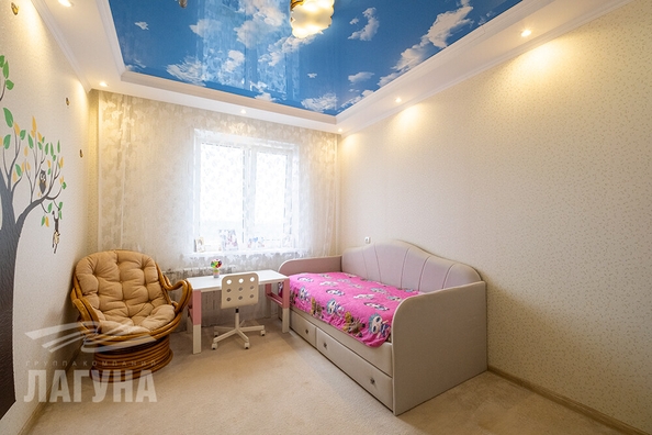 
  Продается 3-комн. квартира, 65.8 м², Елизаровых ул, д. 70
. Фото 1.