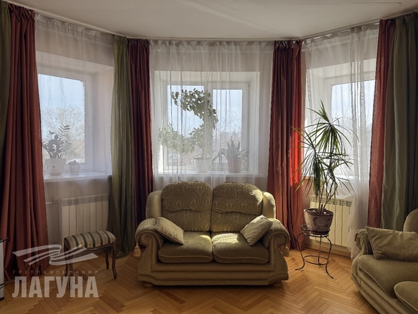 
  Сдается 3-комн. квартира, 109 м², Пионерский пер, д. 10
. Фото 15.