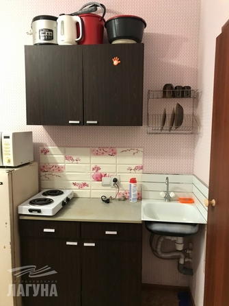 
  Сдается 1-комн. квартира, 18 м², Артема ул, д. 6
. Фото 5.