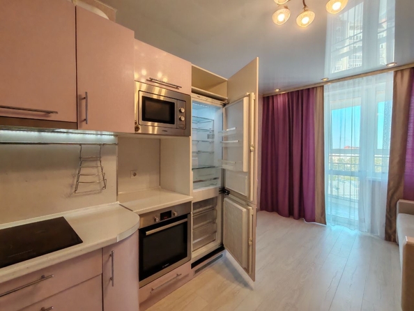 
  Сдается 1-комн. квартира, 50.4 м², Елизаровых ул
. Фото 5.