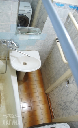 
  Продается 2-комн. квартира, 48.8 м², Ференца Мюнниха ул, д. 11
. Фото 1.