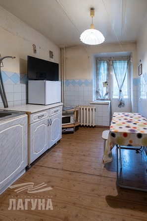 
  Продается 2-комн. квартира, 48.8 м², Ференца Мюнниха ул, д. 11
. Фото 5.