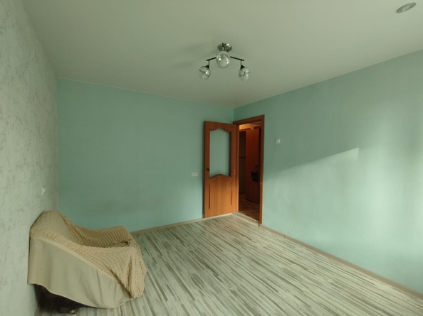 
  Продается 3-комн. квартира, 61.3 м², Суворова ул, д. 10
. Фото 9.