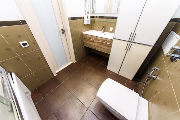 
  Продается 3-комн. квартира, 83 м², Ленская ул
. Фото 9.