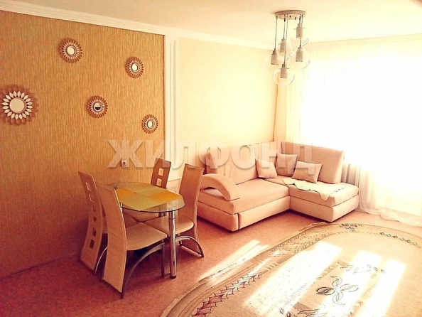 
  Продается 2-комн. квартира, 64 м², Рабочая 1-я ул, д. 44
. Фото 1.