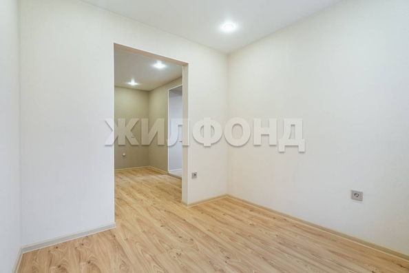 
  Продается 2-комн. квартира, 35.1 м², Богдана Хмельницкого ул, д. 8
. Фото 4.