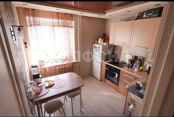
  Продается 2-комн. квартира, 63 м², 79 Гвардейской Дивизии ул, д. 13
. Фото 9.