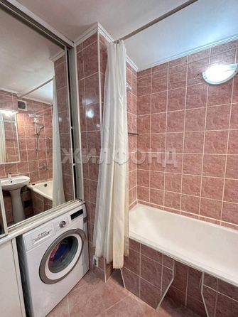 
  Продается 3-комн. квартира, 61.5 м², Иркутский тракт, д. 98
. Фото 8.