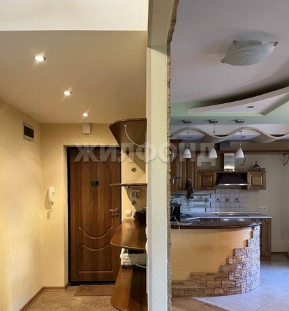 
  Продается 3-комн. квартира, 72.4 м², Академический мкр, д. 17
. Фото 2.