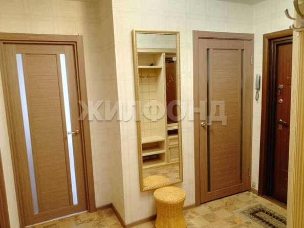 
  Продается 4-комн. квартира, 70.4 м², Сибирская ул, д. 102/3
. Фото 4.