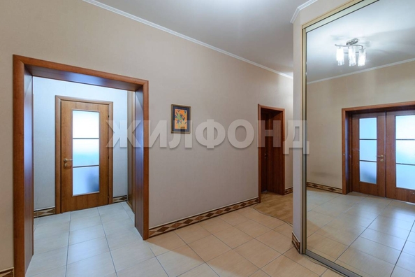 
  Продается 4-комн. квартира, 152 м², Вершинина ул, д. 24В
. Фото 3.