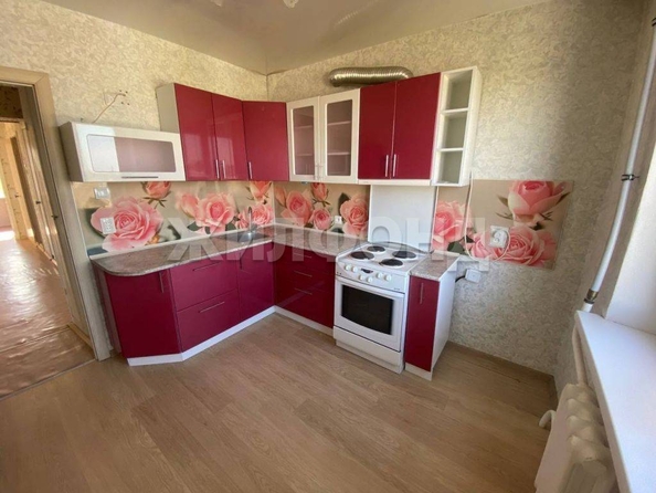 
  Продается 4-комн. квартира, 70 м², Светлый поселок, д. 2
. Фото 1.