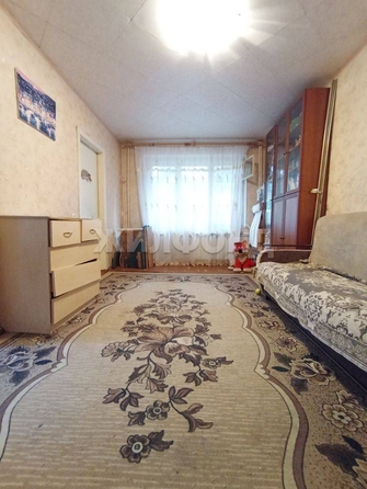 
  Продается 4-комн. квартира, 60 м², Бела Куна ул, д. 12/1
. Фото 2.