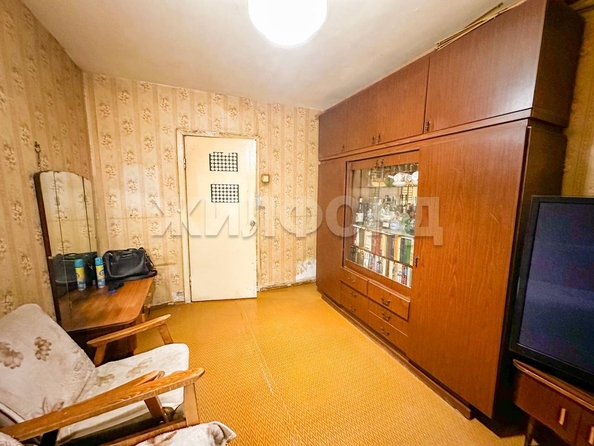 
  Продается 3-комн. квартира, 57.2 м², Нахимова пер, д. 15
. Фото 3.