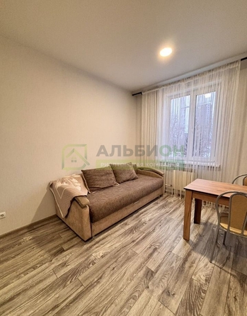 
  Сдается 1-комн. квартира 18 м². Фото 1.