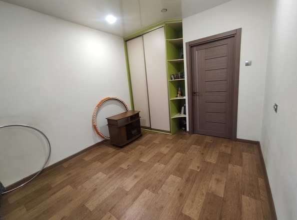 
  Продам 3-комн. квартиру 65.8 м². Фото 4.