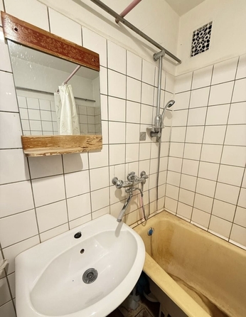 
  Продам 3-комн. квартира 60.6 м². Фото 13.
