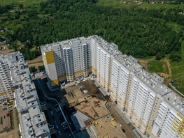 Продается 3-комнатная квартира ЖК Нанжуль-Солнечный, дом 8, 63.52  м², 7304800 рублей