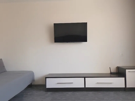 Снять двухкомнатную квартиру Взлетная ул, 60  м&sup2;, 3292 рублей
