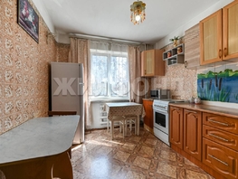 Продается 2-комнатная квартира Антона Петрова ул, 51.5  м&sup2;, 5300000 рублей