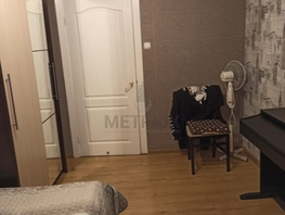 Продается 4-комнатная квартира Строителей Проспект, 73.6 м², 4200000 рублей