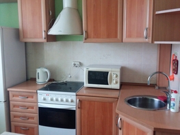 Снять двухкомнатную квартиру Борсоева ул, 55 м², 1800 рублей