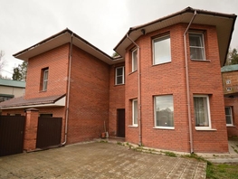 Дом, 250 м², 2 этажа, участок 15 сот.