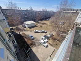 Продается 1-комнатная квартира 10-й (Молодежный мкр) кв-л, 31.9  м&sup2;, 2999000 рублей