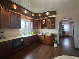 Продается Дом Коммунистическая ул, 137 м², участок 8.3 сот., 8800000 рублей
