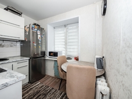 Продается 3-комнатная квартира Новоуральская ул, 52  м², 3800000 рублей