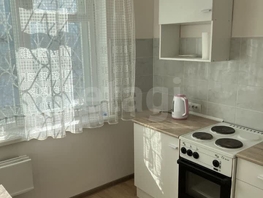 Снять однокомнатную квартиру Героев Труда ул, 64 м², 30000 рублей