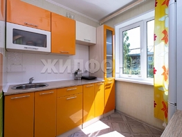 Продается 2-комнатная квартира Оловозаводская ул, 44.4 м², 3780000 рублей