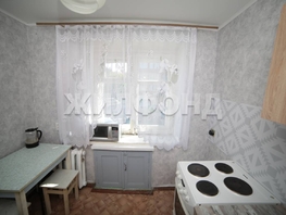 Продается 1-комнатная квартира Дачная ул, 32.3 м², 3240000 рублей