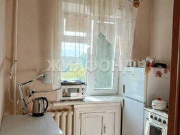 Продается 1-комнатная квартира Молодежи б-р, 31 м², 4700000 рублей