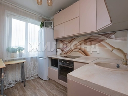 Продается 3-комнатная квартира 9-й Гвардейской Дивизии ул, 61.3  м², 6350000 рублей