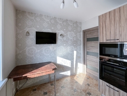 Продается 2-комнатная квартира Спортивная ул, 55.6  м&sup2;, 7400000 рублей