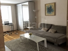 Продается 3-комнатная квартира 6-й микрорайон, 61.8  м&sup2;, 7500000 рублей
